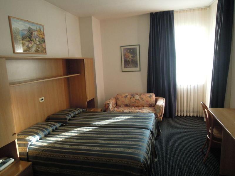 Brione 3* Riva del Garda