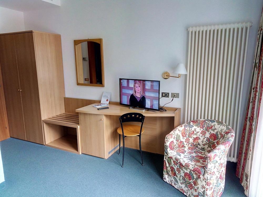 Hotel Brione 3*